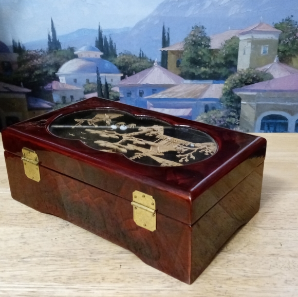 1980's Vintage Chinese Jewelry/Music Box 🎵Oriental Lacquer Wood Satin Lining🎻 - Picture 4 of 14
